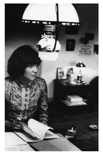 sophie makhno photo frontpage